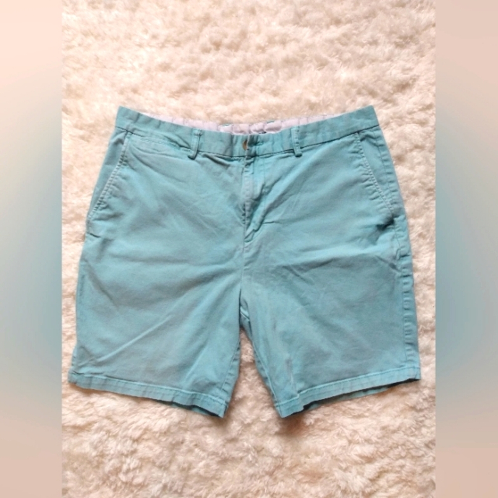 EUC Old Navy men's waist 36 light blue shorts